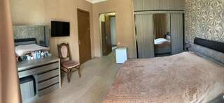 Отель Hotel Max Кобулети Двухместный номер с 1 кроватью и балконом-5